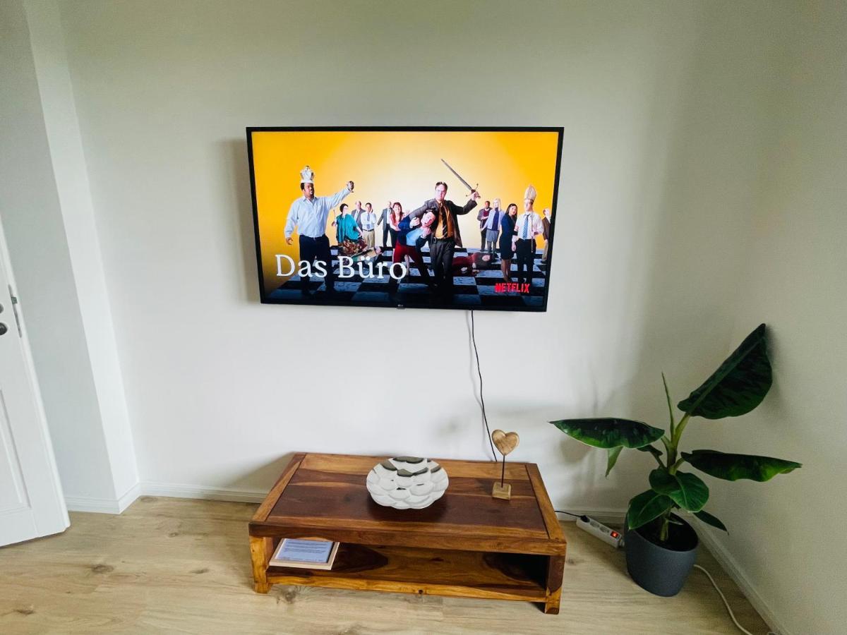 Modern * Zentral * Netflix * Arbeitsplatz Apartment Wuppertal Exterior foto